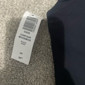 Babaton Contour Mockneck Tank